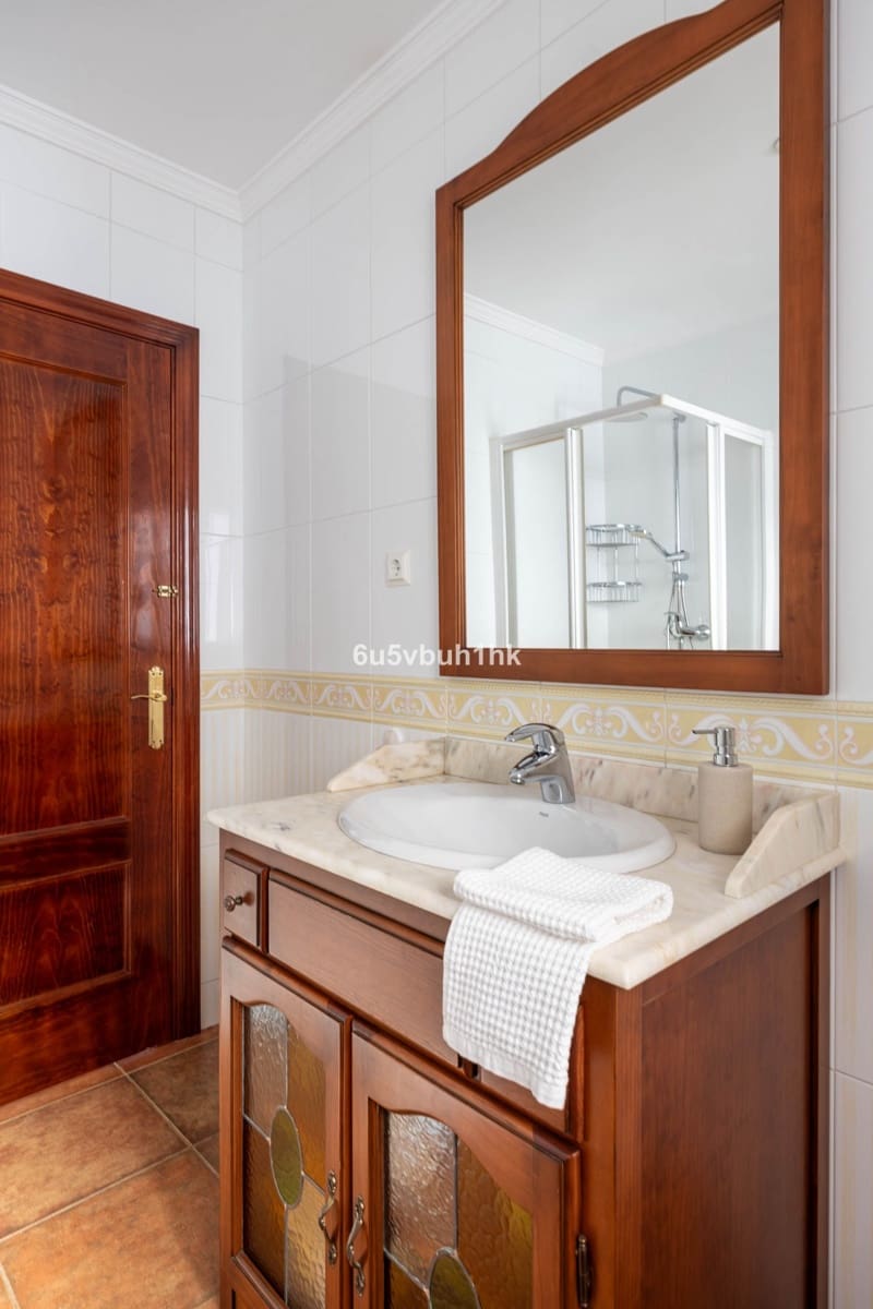 5 soverom Hus til salgs i Malaga by - € 995 000 (Ref: 9518139)