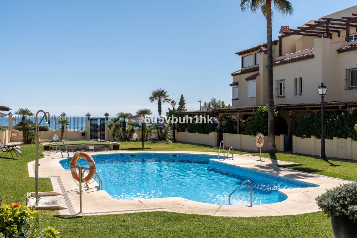 3 bedroom Townhouse for sale in Casares - € 999,000 (Ref: 9518140)