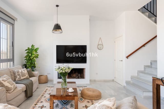 5 makuuhuone Omakotitalo myytävänä paikassa Castillo Sohail, Fuengirola mukana uima-altaan - 614 000 € (Ref: 9518145)