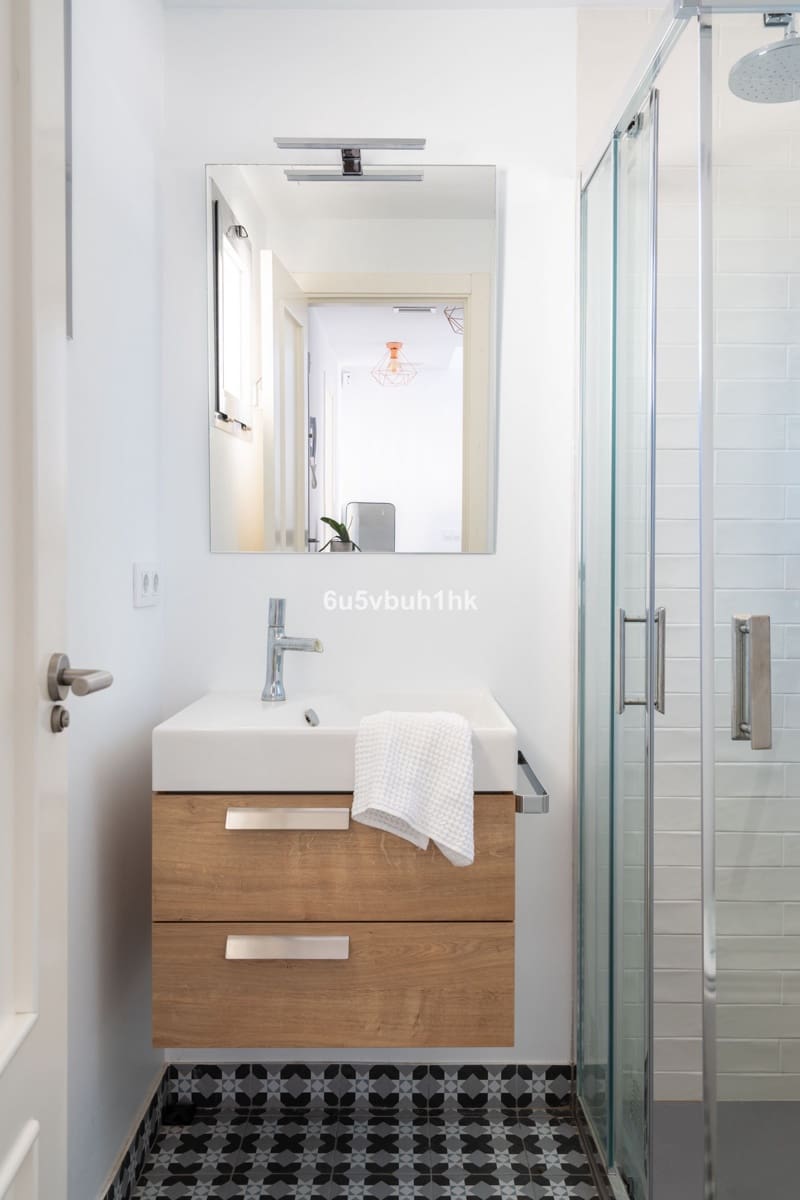 5 makuuhuone Omakotitalo myytävänä paikassa Fuengirola mukana uima-altaan - 614 000 € (Ref: 9518145)