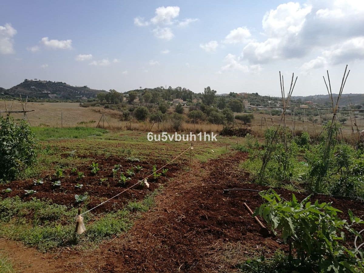 2 bedroom Finca/Country House for sale in Entrerrios - € 396,000 (Ref: 9518146)