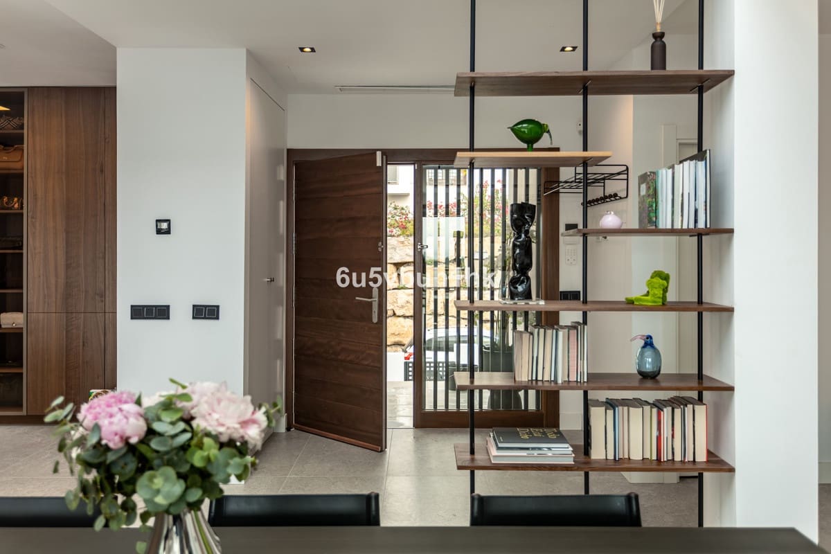 4 sypialnia Dom na sprzedaż w Estepona z basenem - 2 790 000 € (Ref: 9518148)