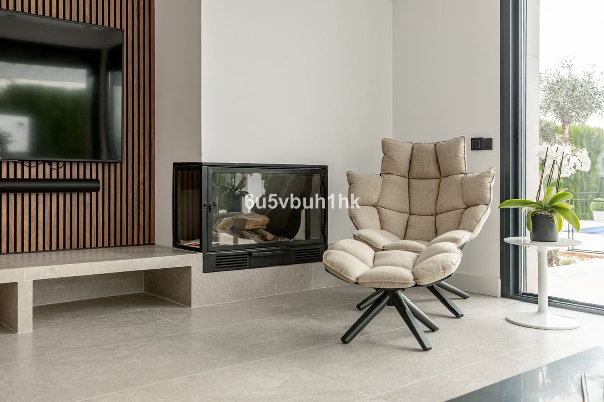 4 sypialnia Dom na sprzedaż w Estepona z basenem - 2 790 000 € (Ref: 9518148)