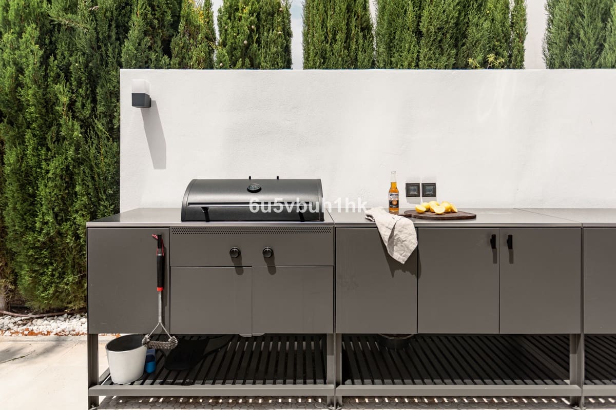 4 sypialnia Dom na sprzedaż w Estepona z basenem - 2 790 000 € (Ref: 9518148)