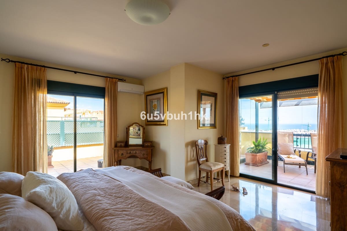 4 chambre Penthouse à vendre à San Pedro de Alcantara - 849 000 € (Ref: 9518149)