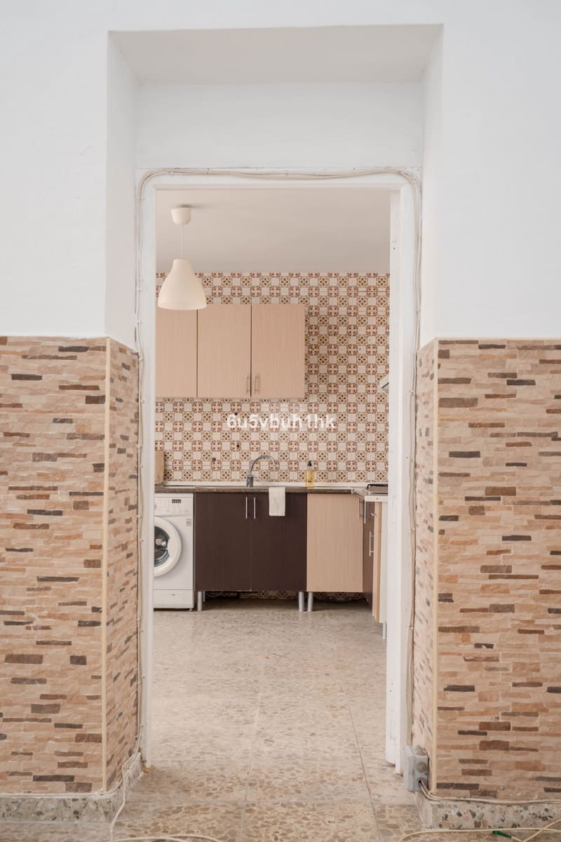 3 bedroom Townhouse for sale in Malaga city - € 395,000 (Ref: 9518155)