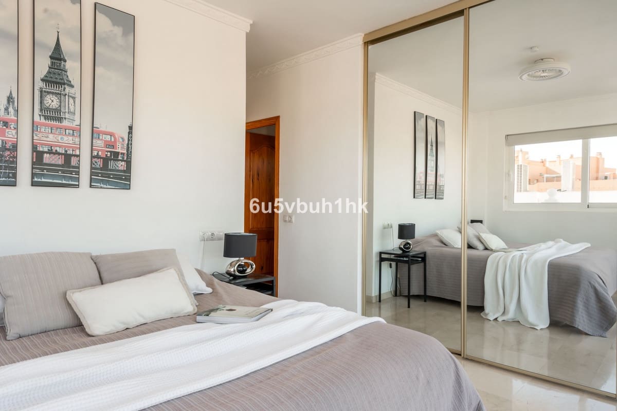 5 makuuhuone Huvila myytävänä paikassa Fuengirola mukana uima-altaan - 1 290 000 € (Ref: 9518156)