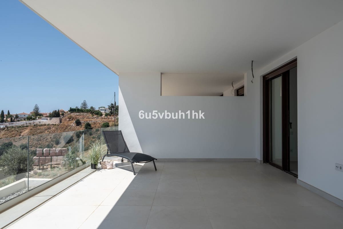 2 makuuhuone Huoneisto myytävänä paikassa Fuengirola mukana uima-altaan - 449 000 € (Ref: 9518158)