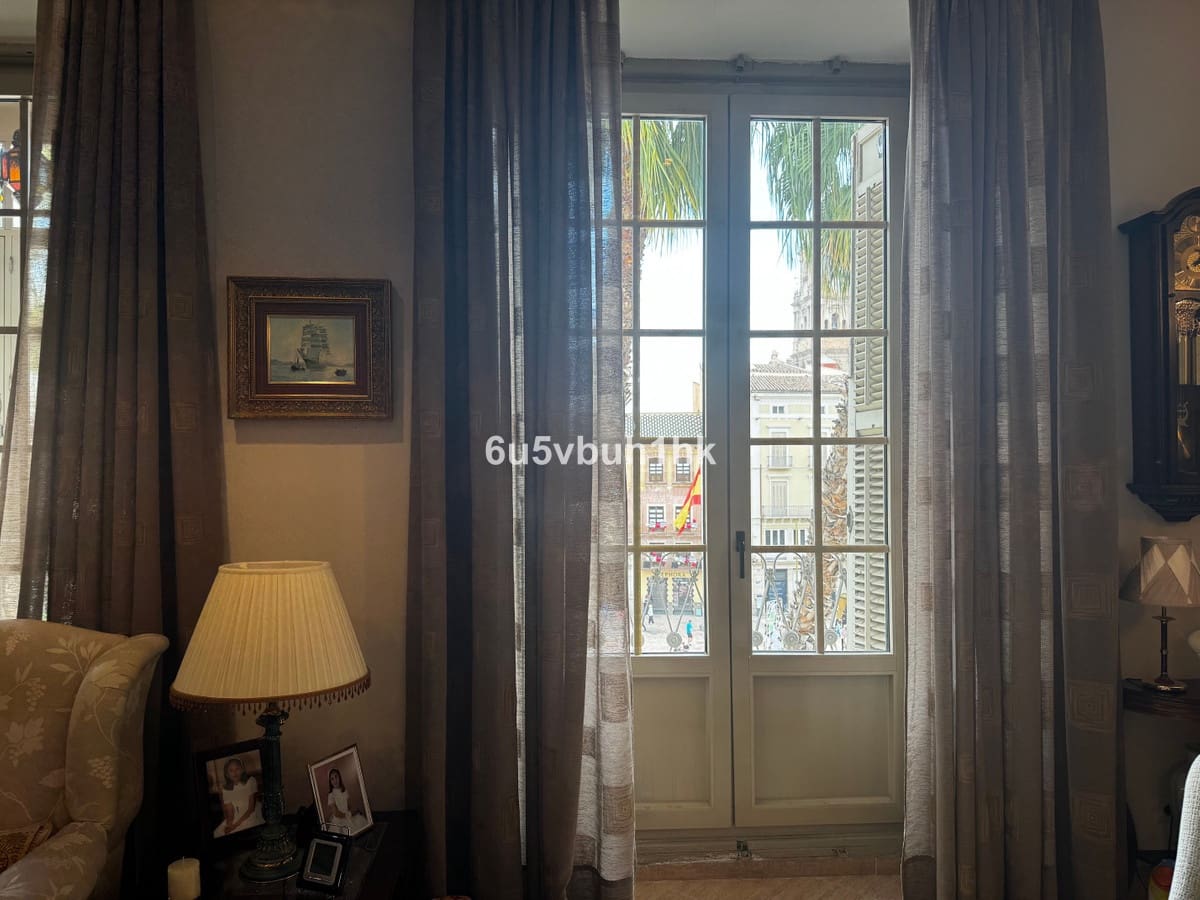 3 bedroom Apartment for sale in Malaga city - € 2,200,000 (Ref: 9518159)