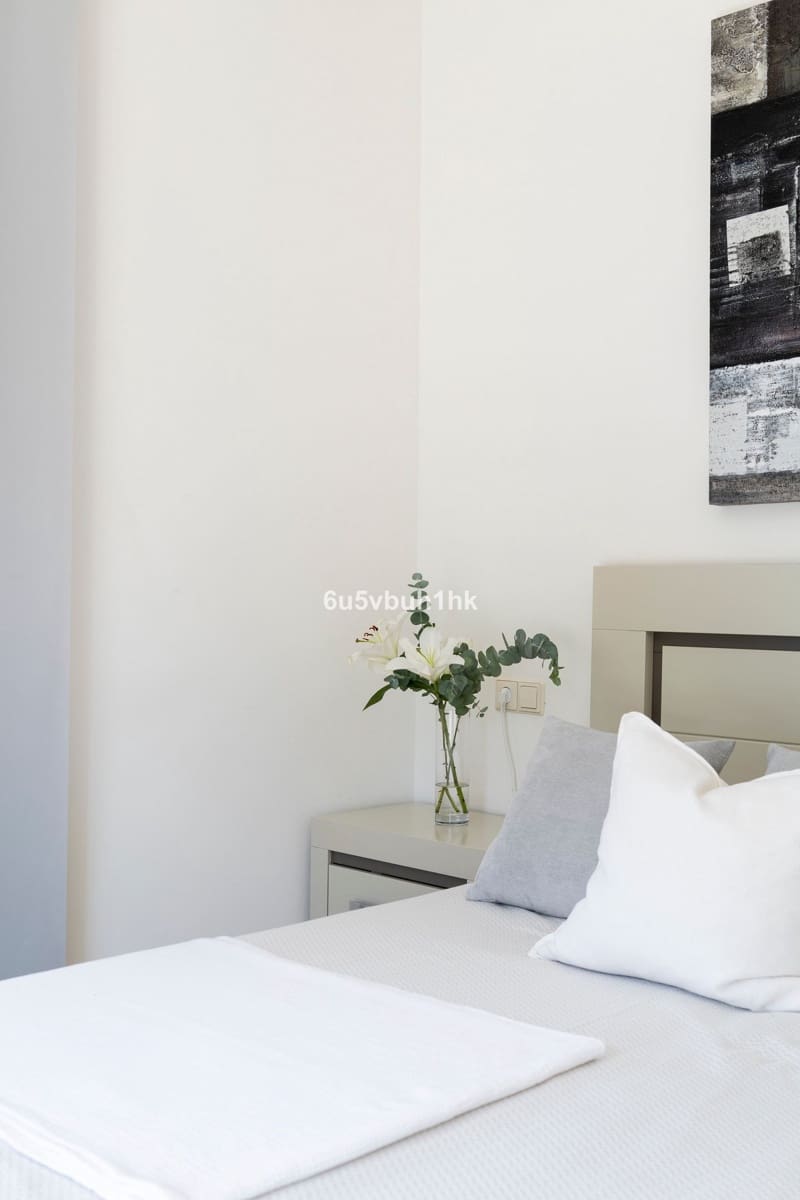 5 Zimmer Villa zu verkaufen in La Sierrezuela mit Pool - 867.000 € (Ref: 9518160)