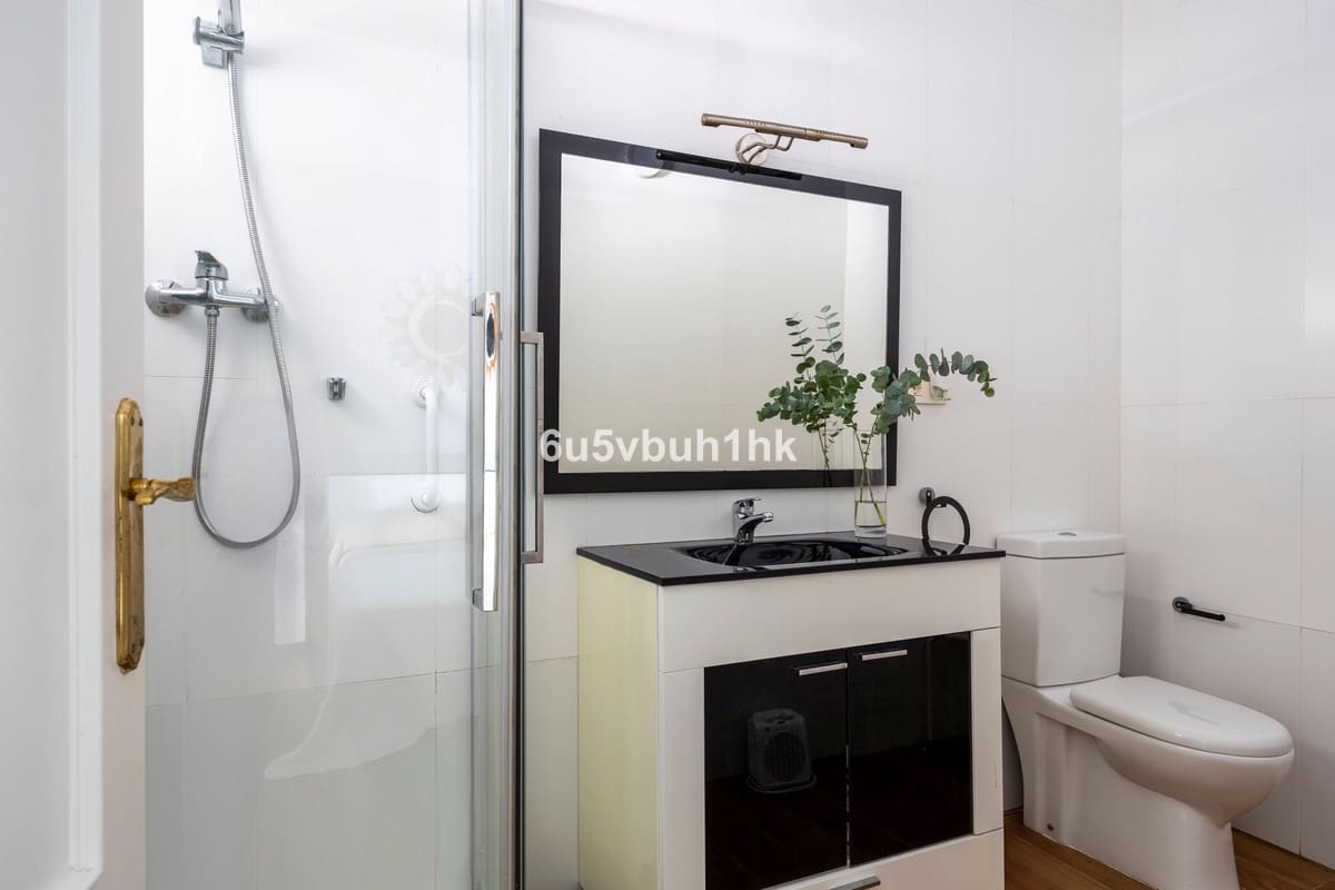 5 Zimmer Villa zu verkaufen in La Sierrezuela mit Pool - 867.000 € (Ref: 9518160)