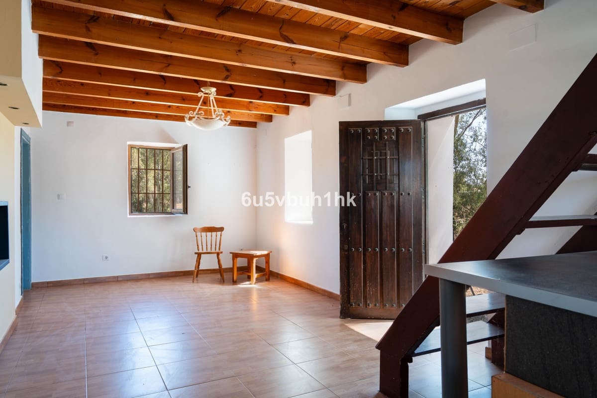 Finca/Casa Rural de 3 habitaciones en Cártama en venta - 275.000 € (Ref: 9518161)