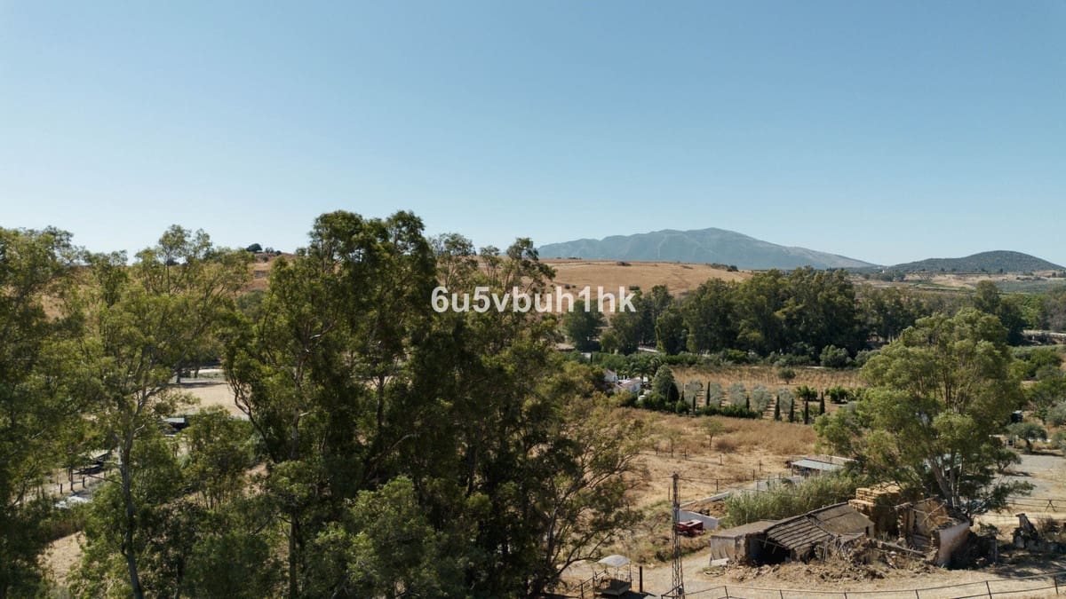 Finca/Casa Rural de 3 habitaciones en Cártama en venta - 275.000 € (Ref: 9518161)