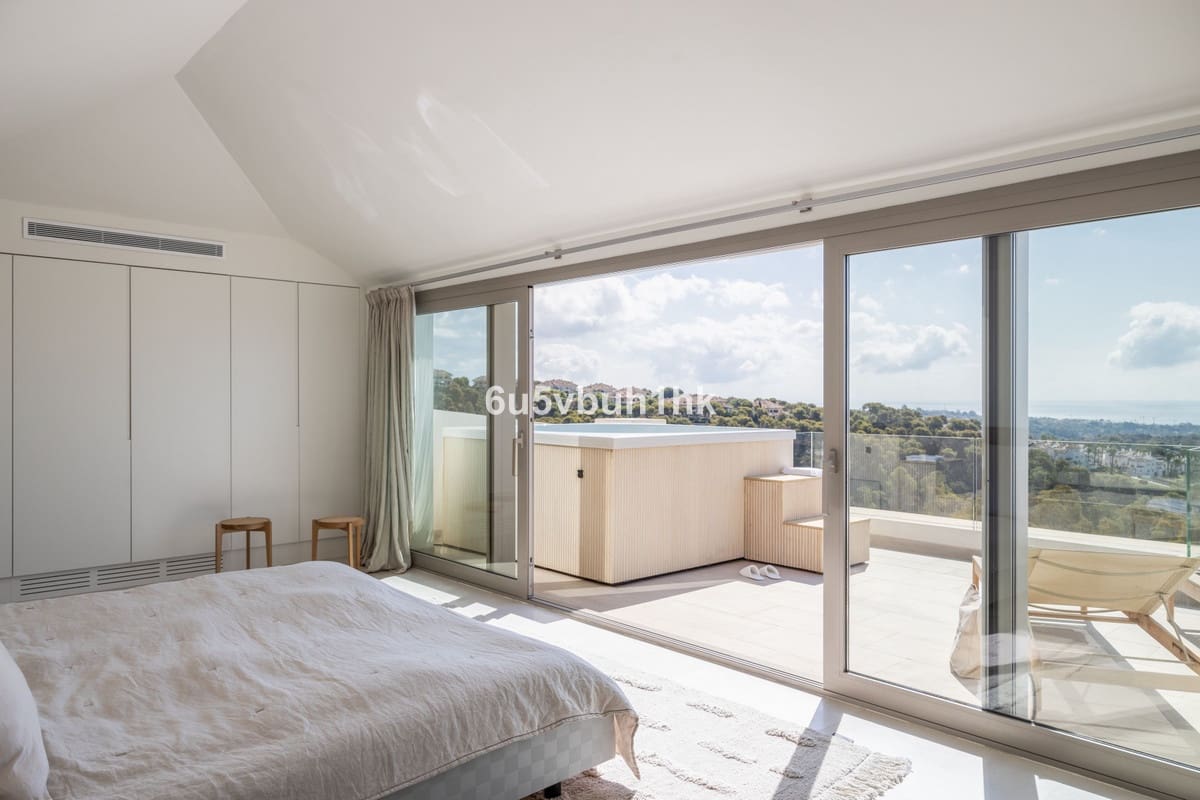 3 soverom Penthouse til salgs i Marbella med svømmebasseng - € 2 890 000 (Ref: 9518162)