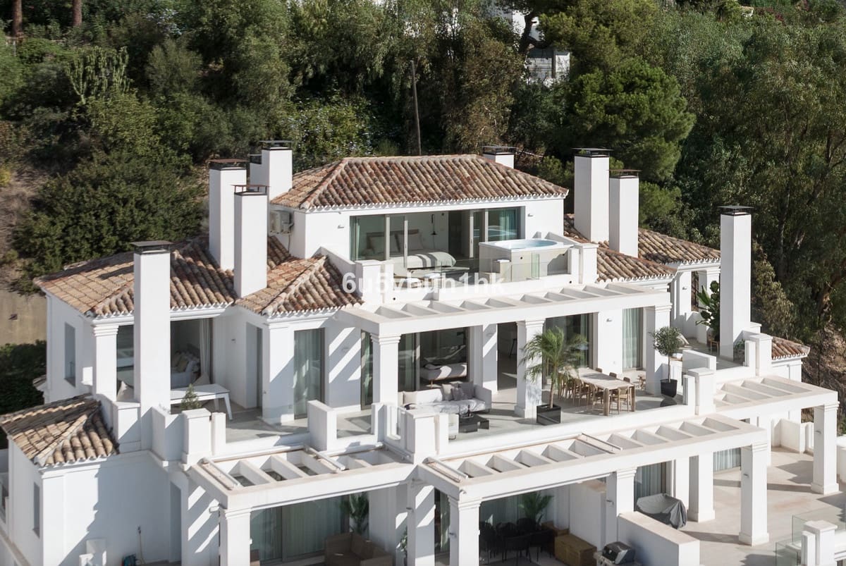 3 soverom Penthouse til salgs i Marbella med svømmebasseng - € 2 890 000 (Ref: 9518162)