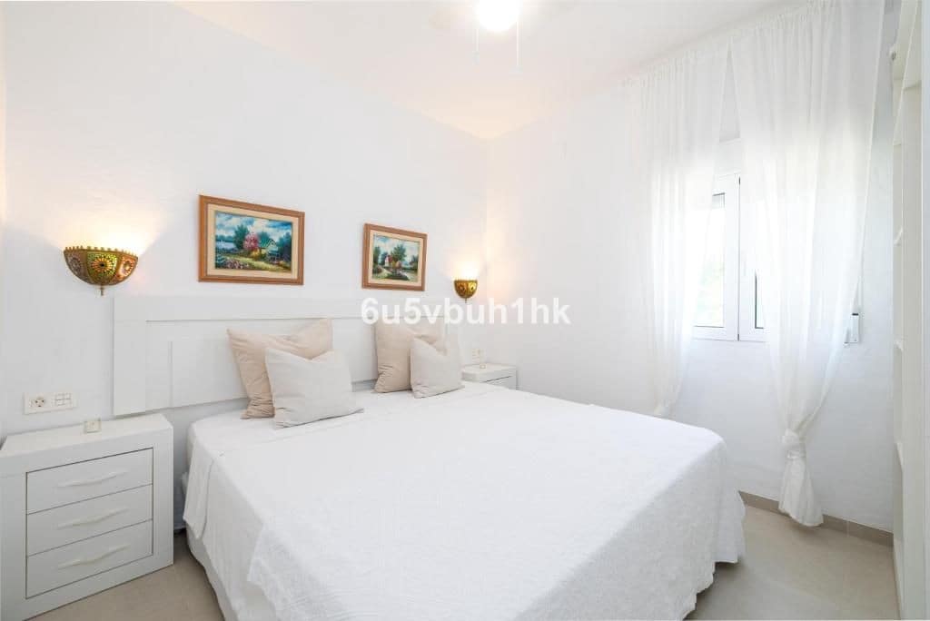 8 sypialnia Finka/Dom wiejski na sprzedaż w Miasto Malaga z basenem - 650 000 € (Ref: 9518164)