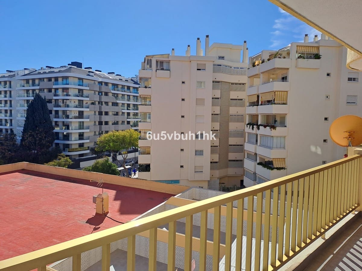 1 quarto Apartamento para venda em Fuengirola - 279 000 € (Ref: 9518172)