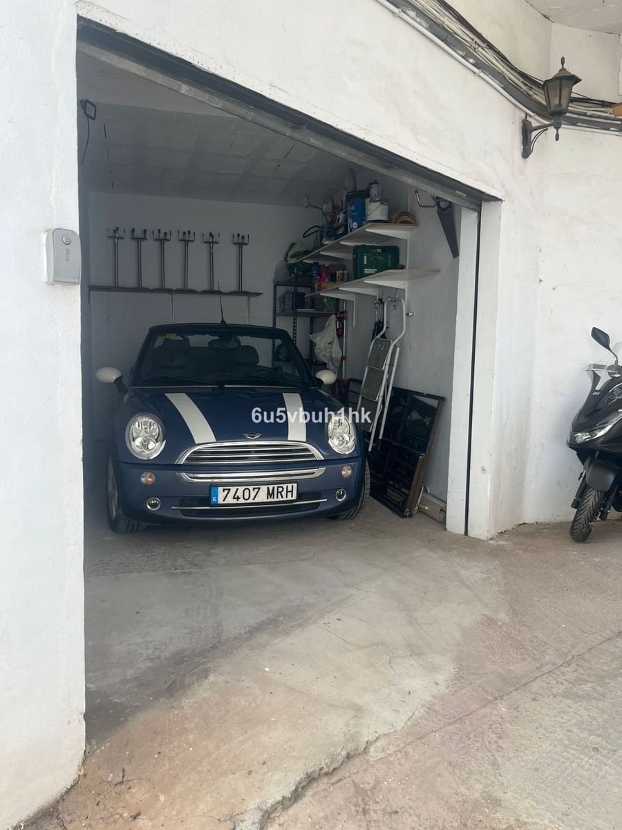 Ático de 2 habitaciones en Benalmádena en venta - 435.000 € (Ref: 9518174)