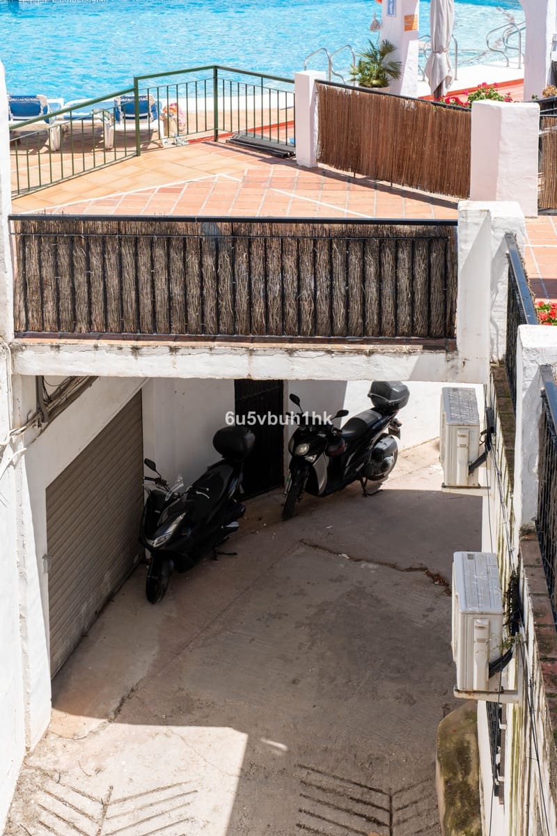 Ático de 2 habitaciones en Benalmádena en venta - 435.000 € (Ref: 9518174)