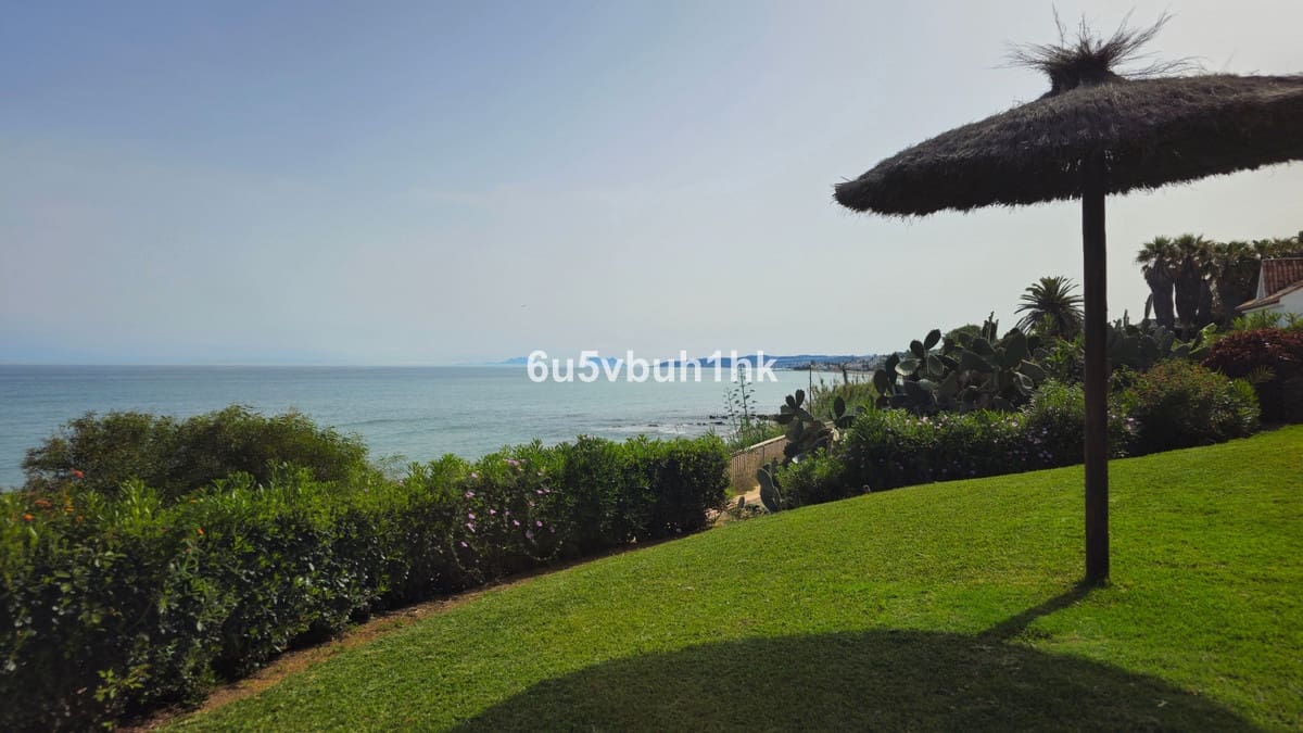 2 sypialnia Dom na sprzedaż w Estepona - 469 000 € (Ref: 9518176)