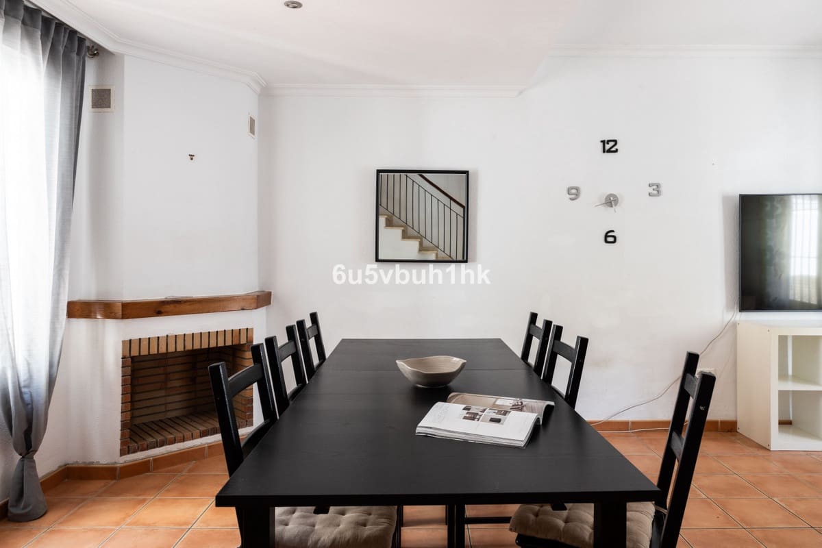 4 bedroom Townhouse for sale in Fuengirola - € 549,000 (Ref: 9518180)