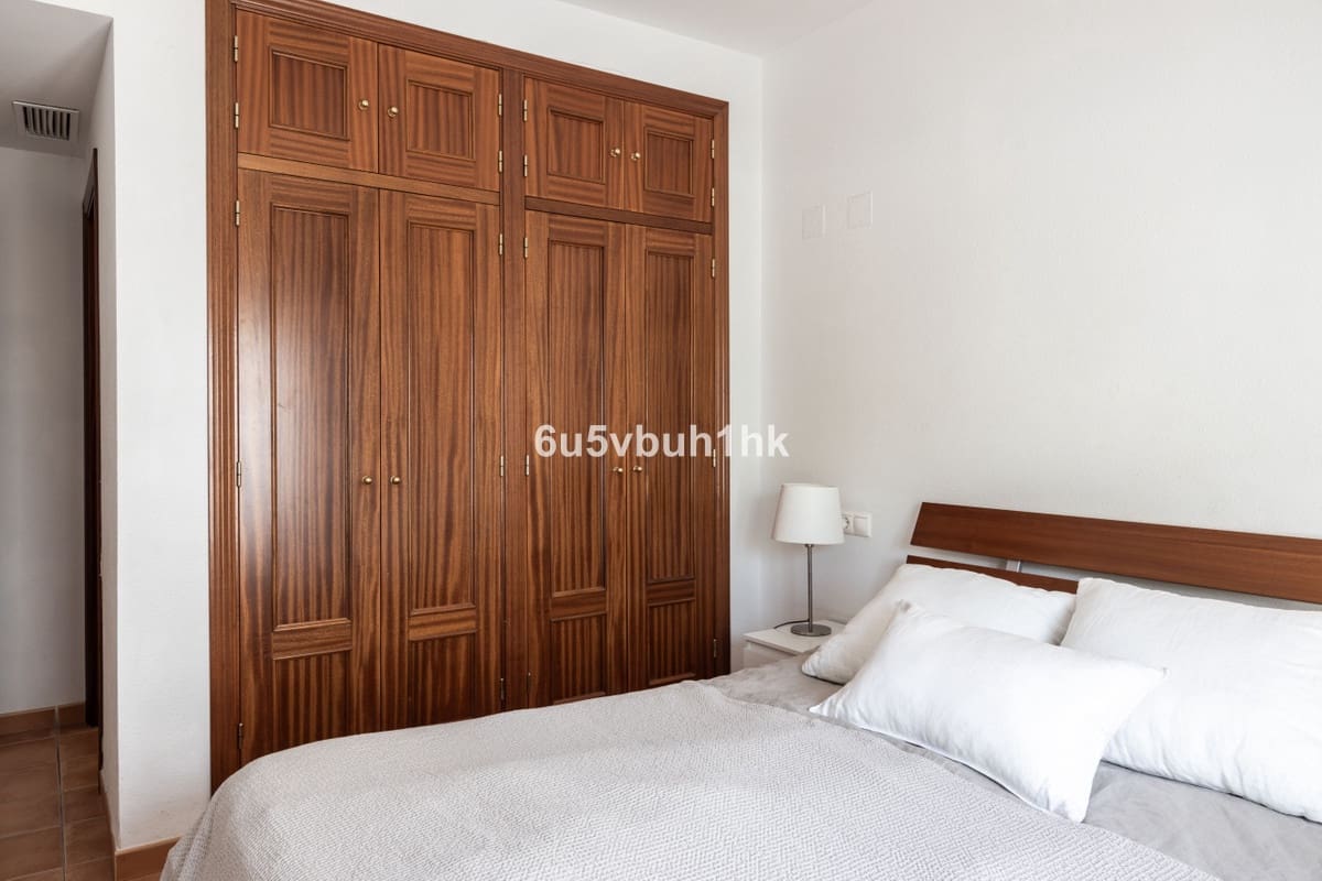 4 bedroom Townhouse for sale in Fuengirola - € 549,000 (Ref: 9518180)