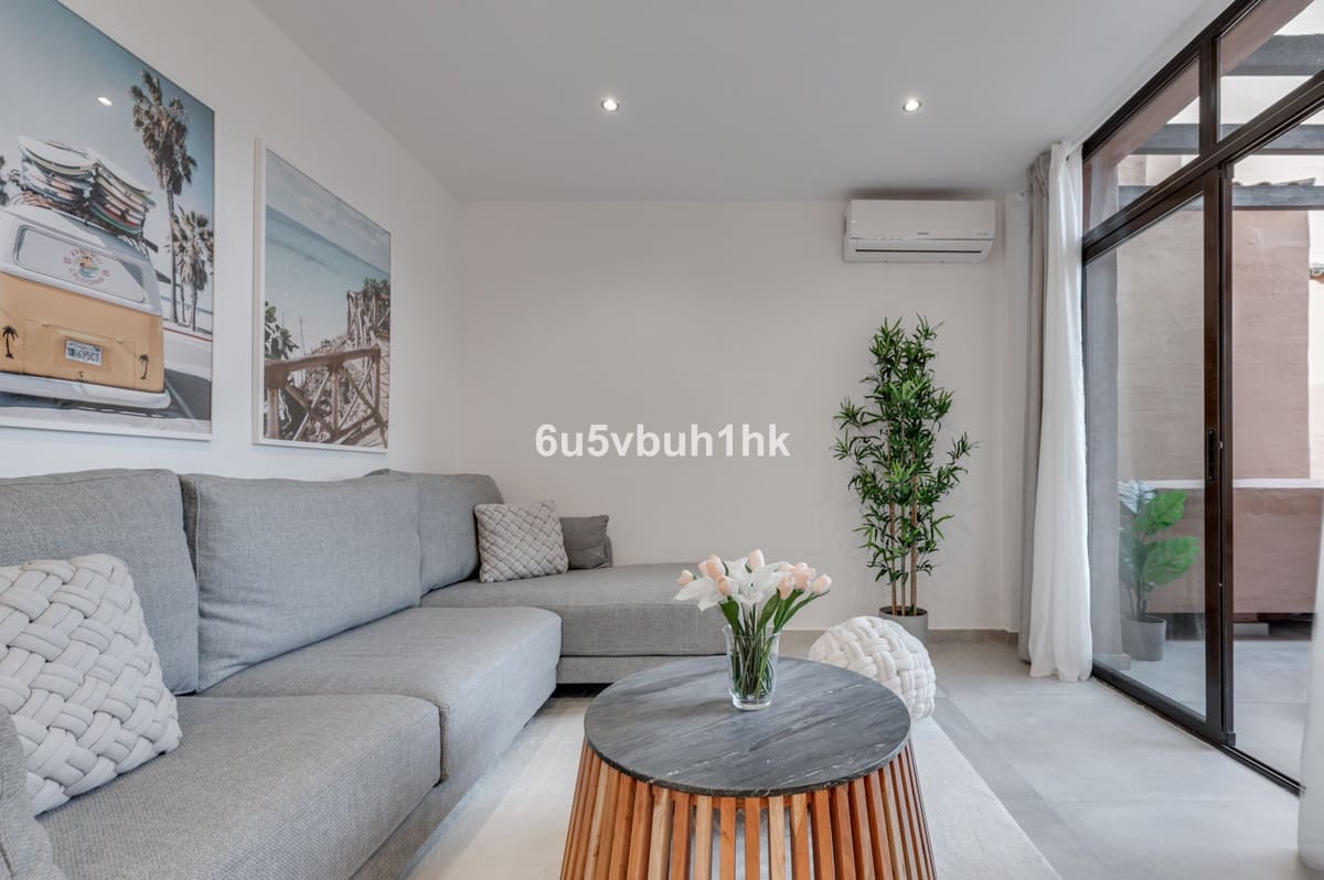 5 slaapkamer Appartement te koop in El Paraiso - € 749.000 (Ref: 9518181)