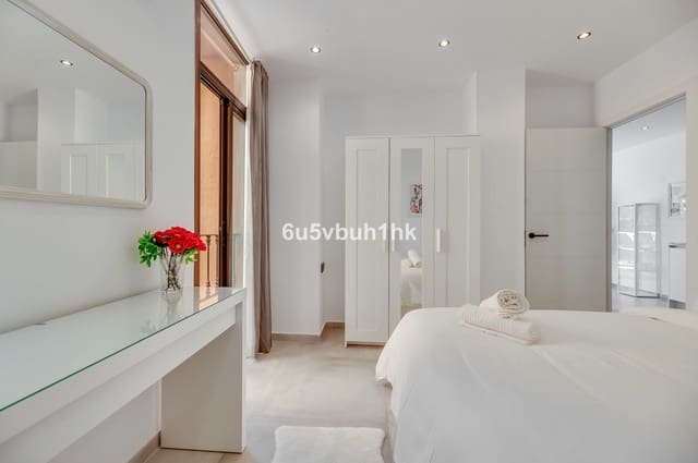 5 slaapkamer Appartement te koop in El Paraiso, Estepona - € 749.000 (Ref: 9518181)
