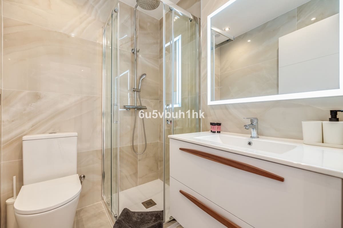 5 slaapkamer Appartement te koop in El Paraiso - € 749.000 (Ref: 9518181)