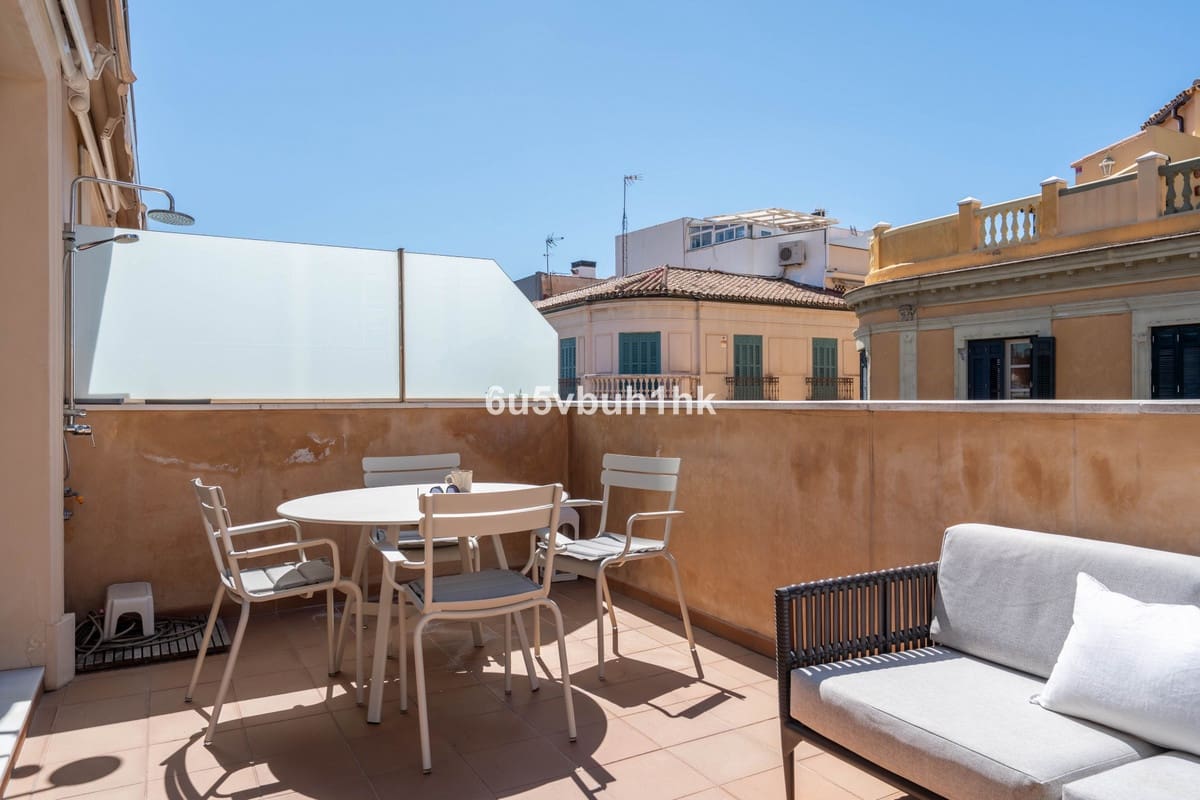 2 soverom Leilighet til salgs i Malaga by - € 850 000 (Ref: 9518184)