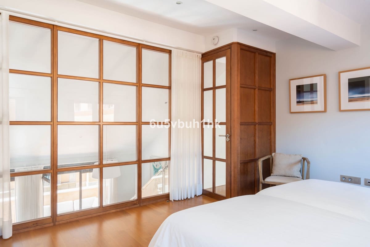 2 soverom Leilighet til salgs i Malaga by - € 850 000 (Ref: 9518184)