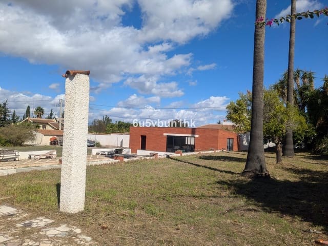 4 soveværelse Villa til salg i Alhaurín el Grande med swimmingpool - € 495.000 (Ref: 9518185)