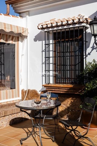 Casa de 5 habitaciones en Alhaurín el Grande en venta con piscina - 1.280.000 € (Ref: 9518187)