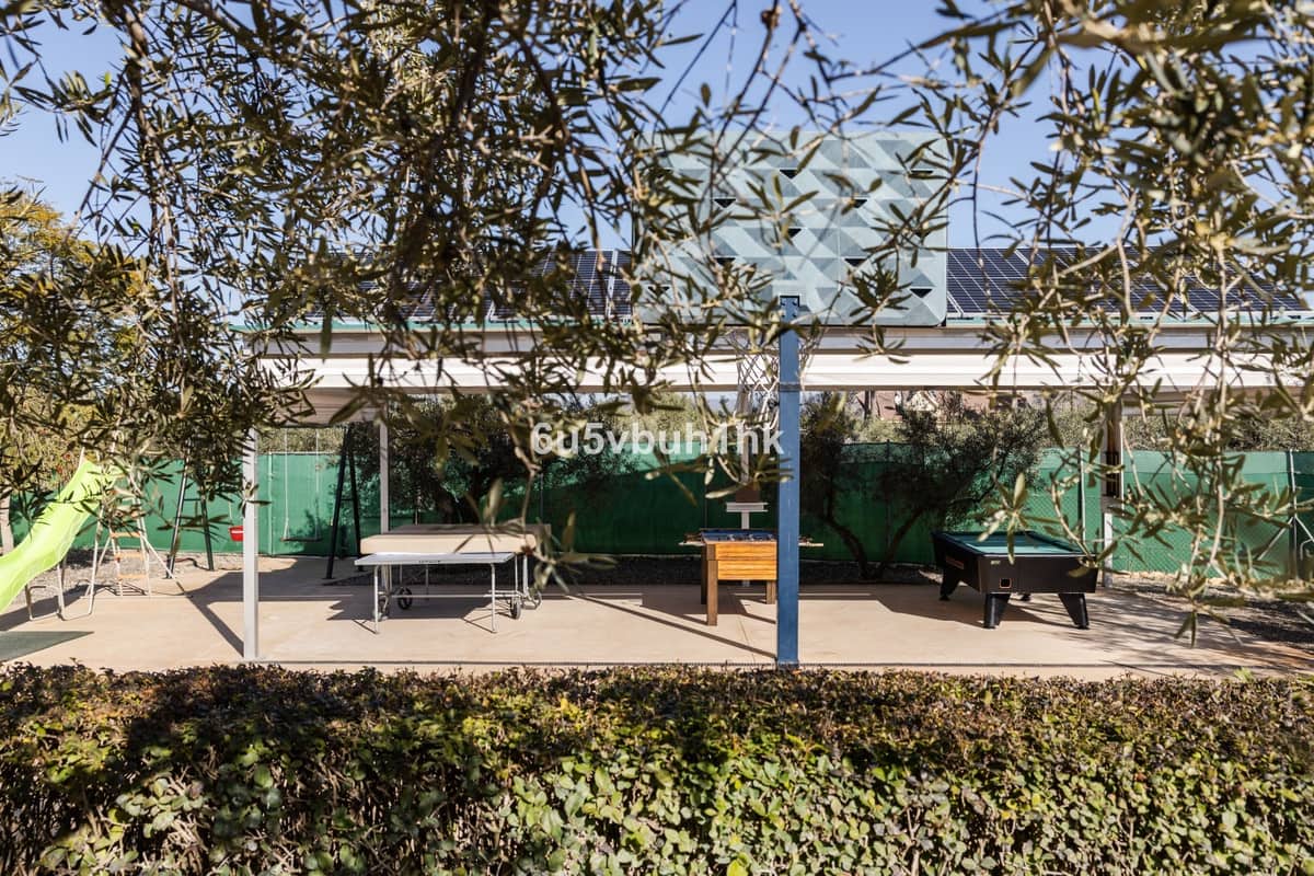 5 bedroom Townhouse for sale in Alhaurin el Grande with pool - € 1,280,000 (Ref: 9518187)