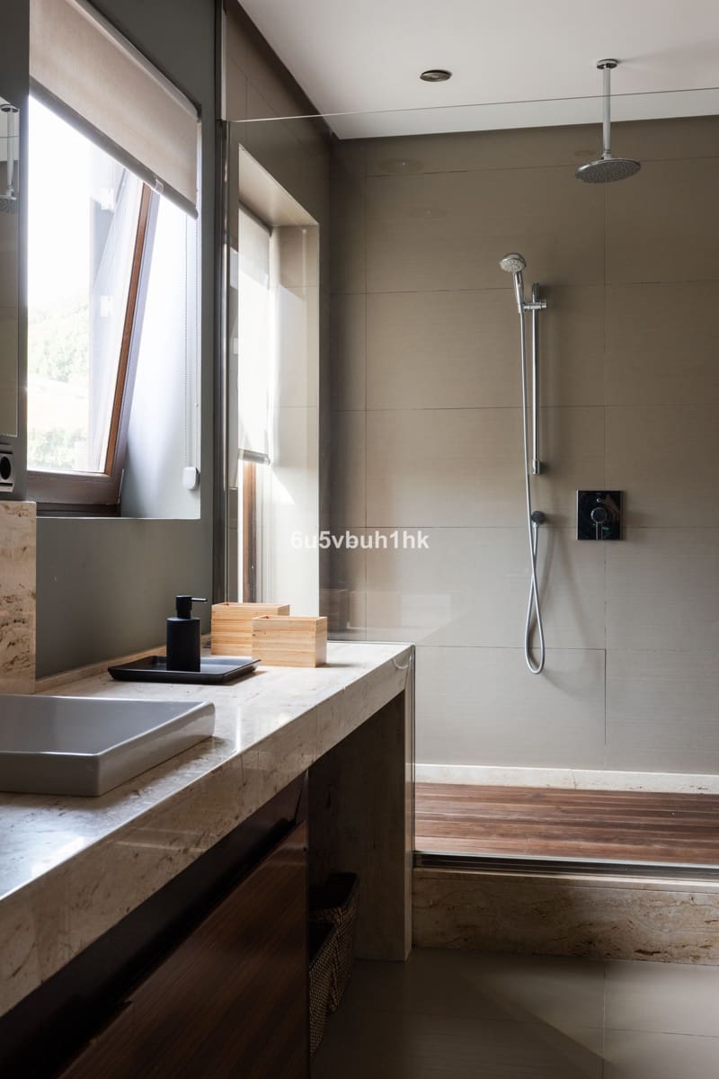 Chalet de 6 habitaciones en Málaga ciudad en venta con piscina - 3.450.000 € (Ref: 9518190)