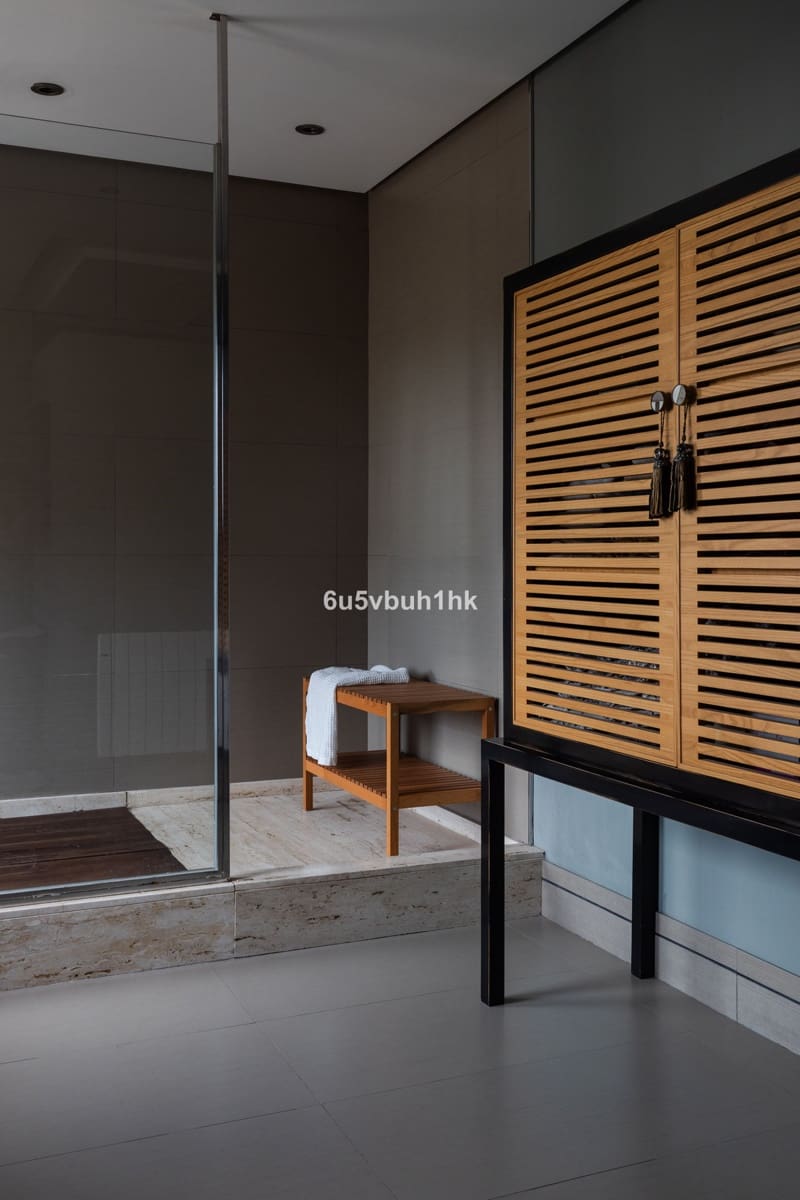 Chalet de 6 habitaciones en Málaga ciudad en venta con piscina - 3.450.000 € (Ref: 9518190)