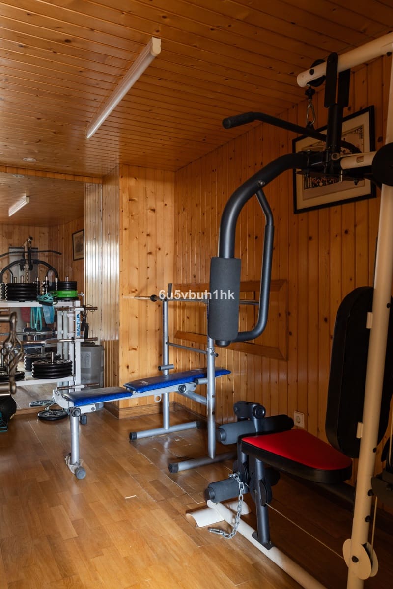 Chalet de 6 habitaciones en Málaga ciudad en venta con piscina - 3.450.000 € (Ref: 9518190)