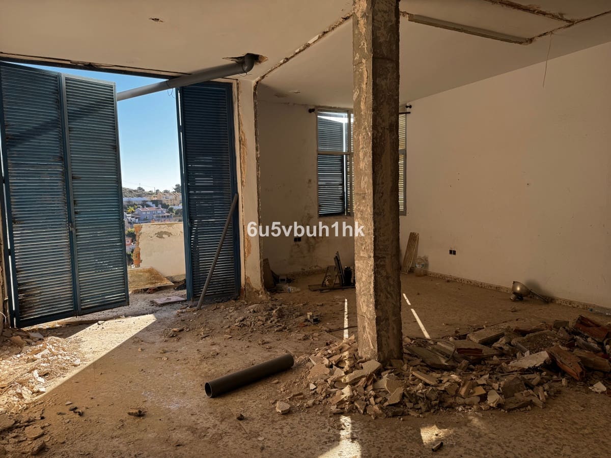 4 sovrum Villa till salu i Malaga stad - 890 000 € (Ref: 9518191)