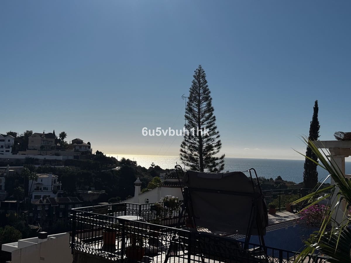 4 sovrum Villa till salu i Malaga stad - 890 000 € (Ref: 9518191)