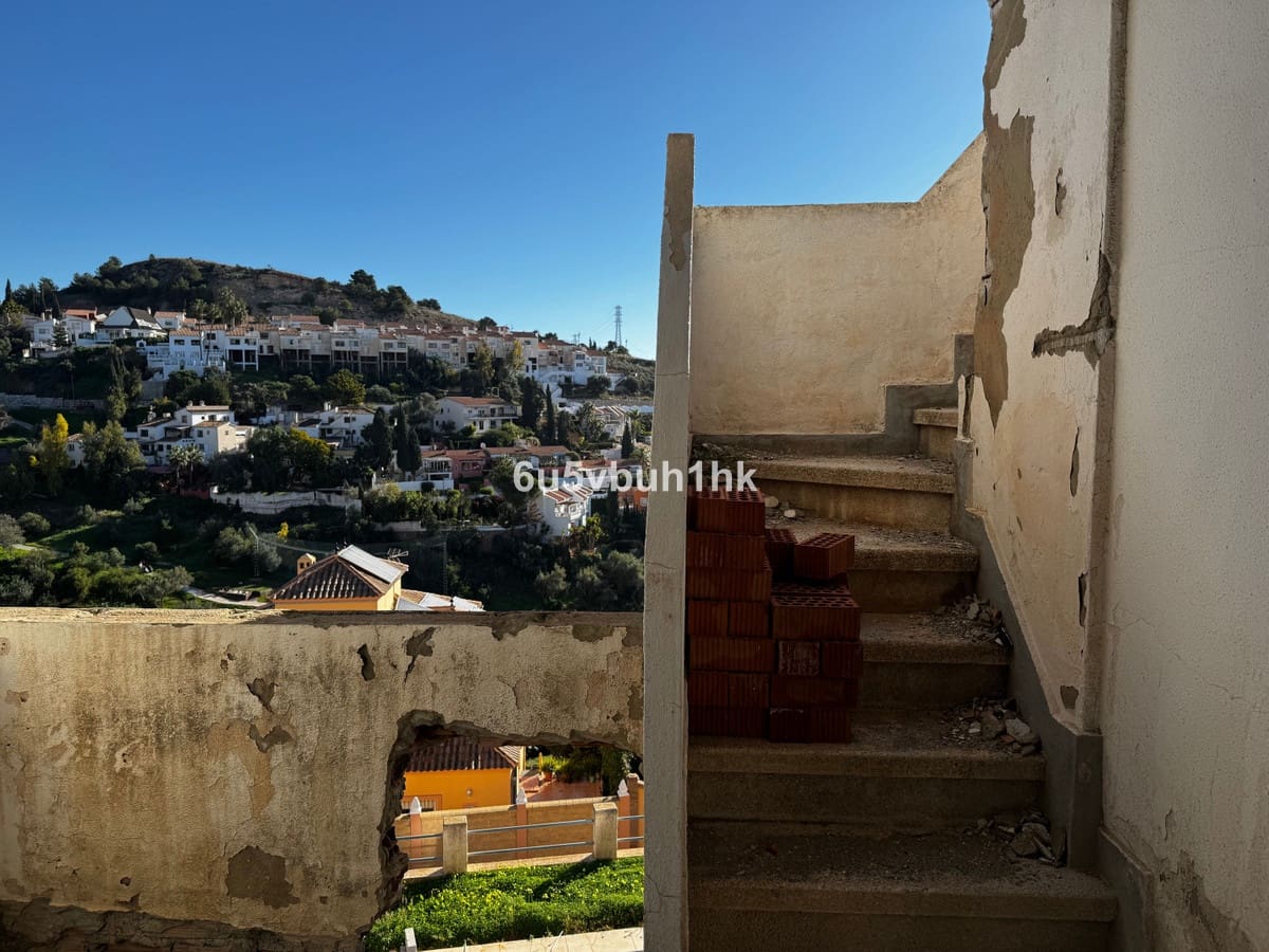 4 sovrum Villa till salu i Malaga stad - 890 000 € (Ref: 9518191)