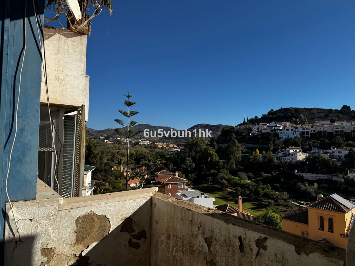 4 sovrum Villa till salu i Malaga stad - 890 000 € (Ref: 9518191)