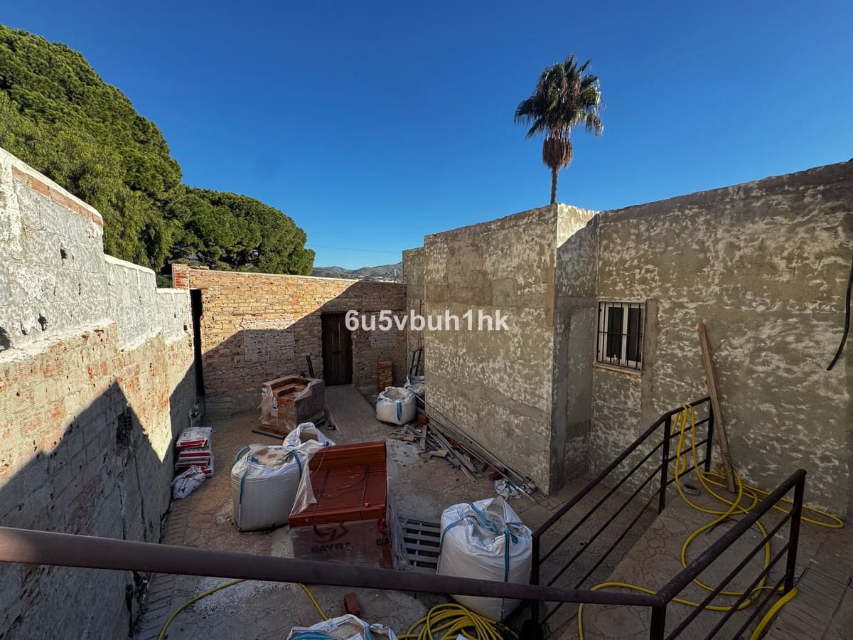4 sovrum Villa till salu i Malaga stad - 890 000 € (Ref: 9518191)