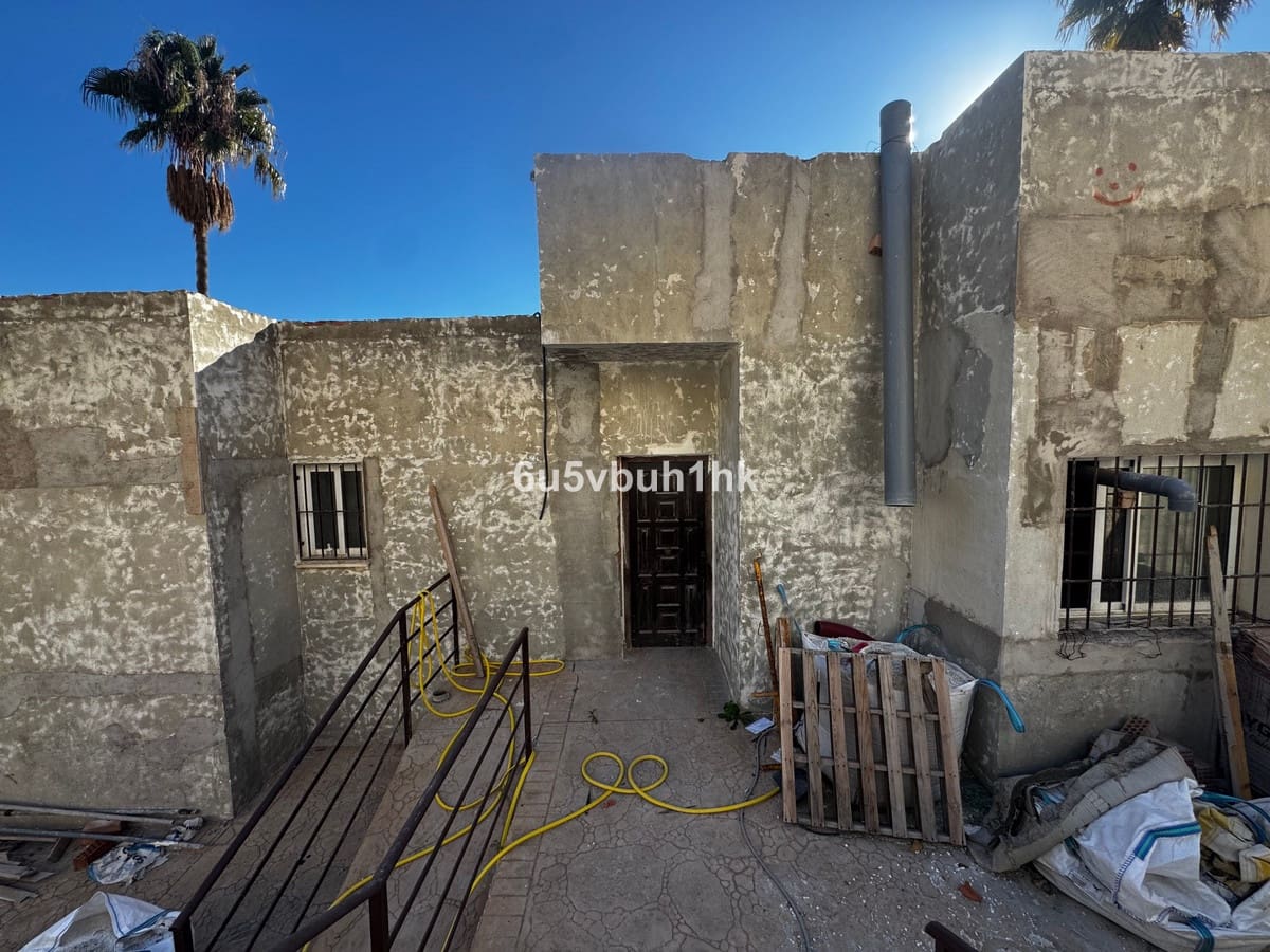 4 sovrum Villa till salu i Malaga stad - 890 000 € (Ref: 9518191)