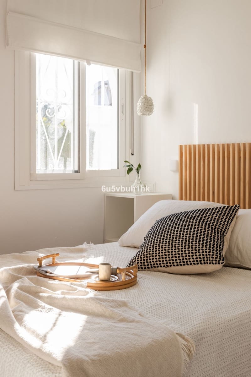 Apartamento de 2 habitaciones en Estepona en venta - 218.000 € (Ref: 9518192)