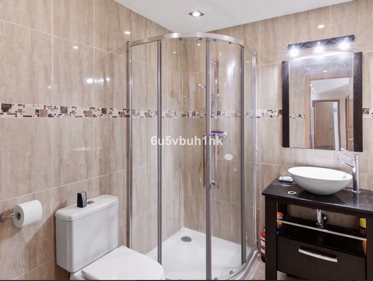 5 quarto Casa em Banda para venda em El Paraiso com piscina - 1 490 000 € (Ref: 9518193)