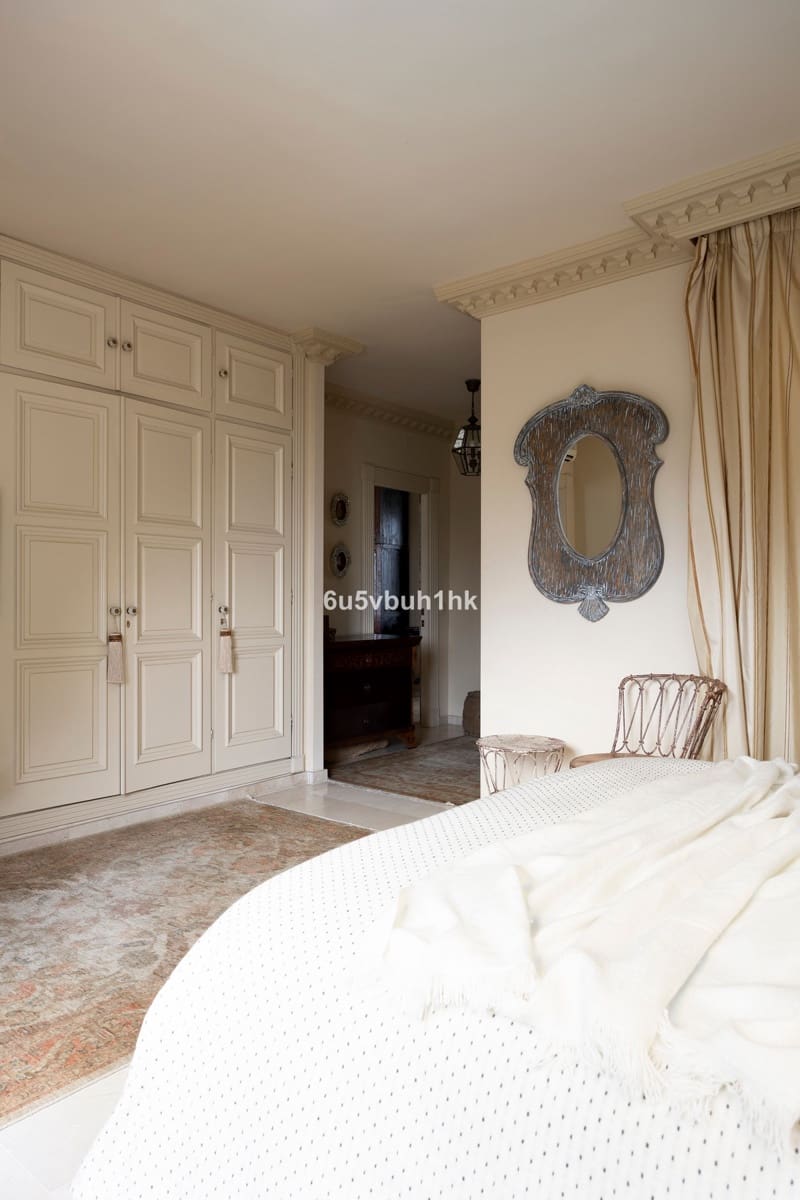 3 bedroom Penthouse for sale in Los Monteros with pool - € 800,000 (Ref: 9518195)