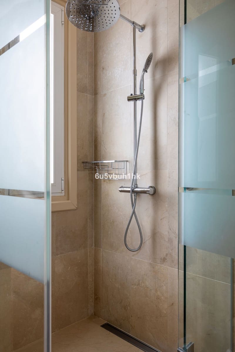 3 bedroom Penthouse for sale in Los Monteros with pool - € 800,000 (Ref: 9518195)