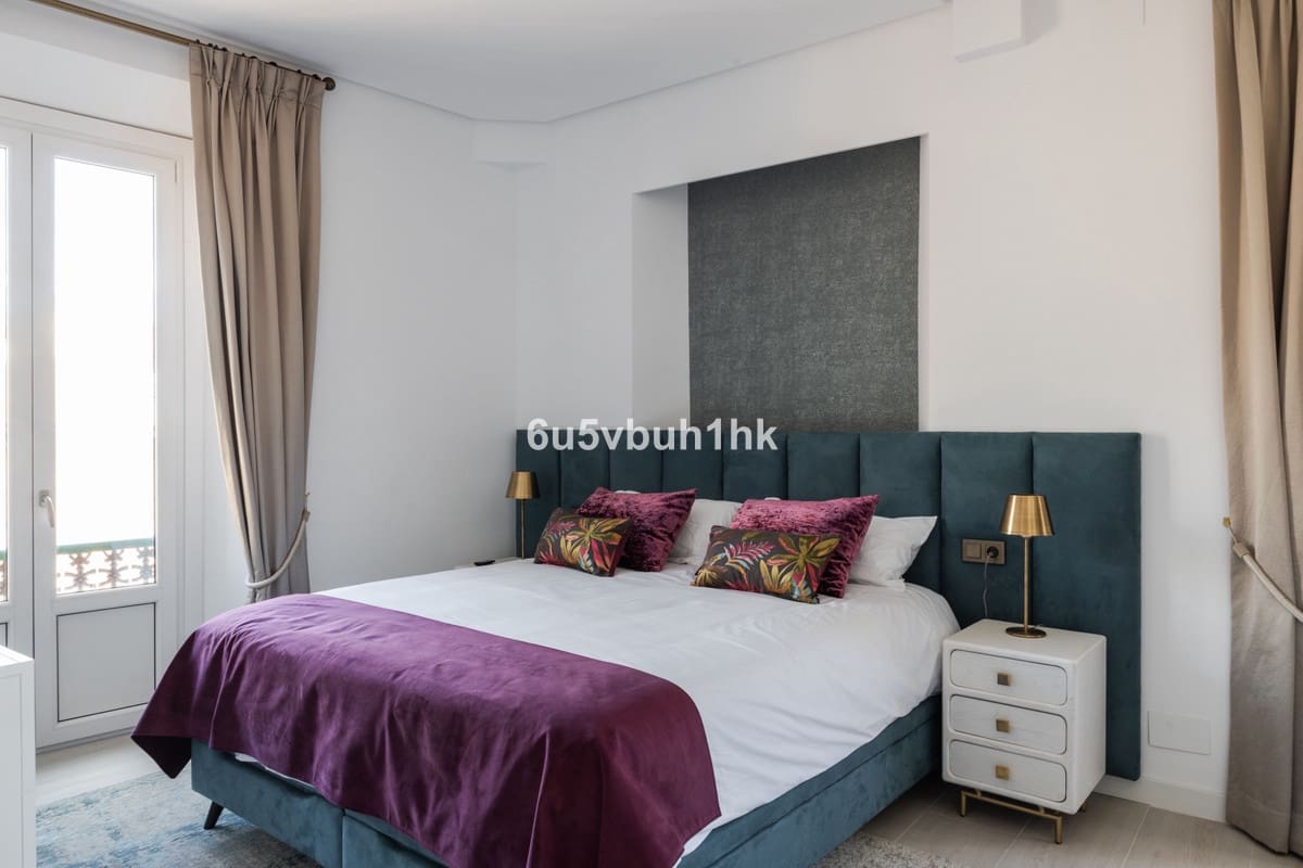 3 slaapkamer Penthouse te koop in Malaga stad - € 1.164.000 (Ref: 9518197)