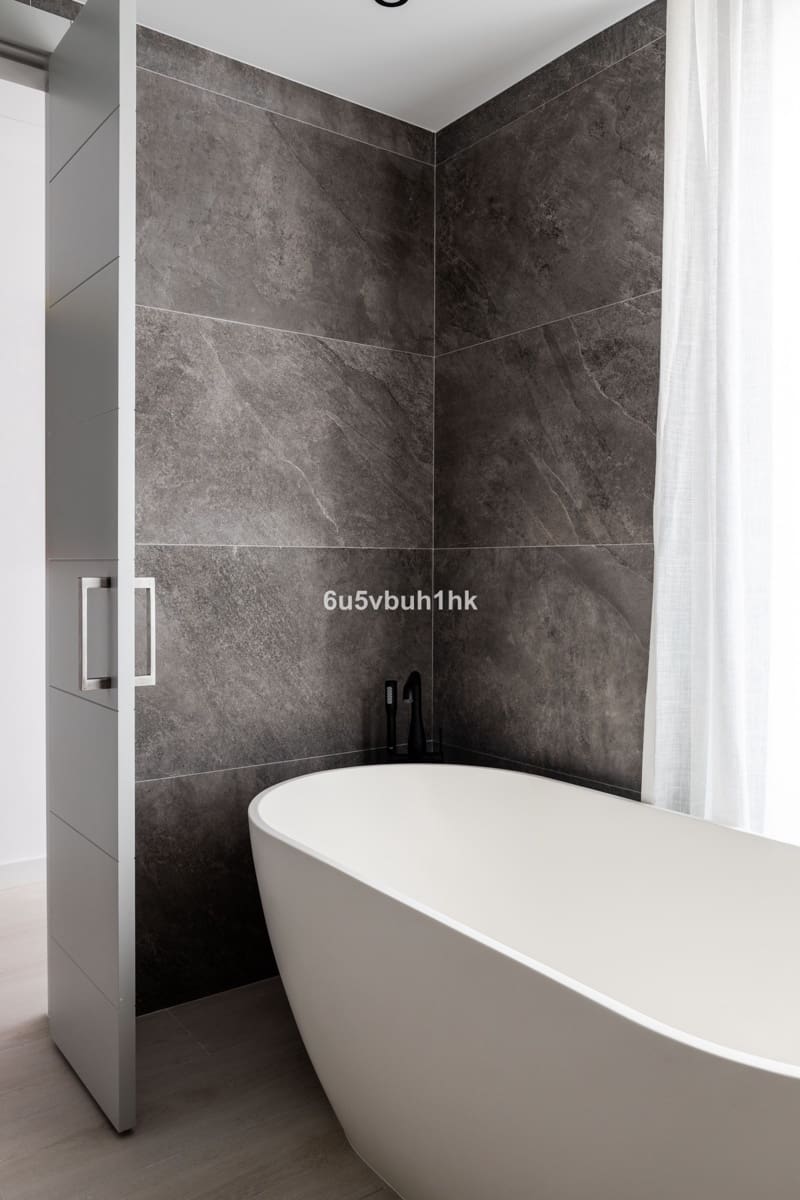 3 slaapkamer Penthouse te koop in Malaga stad - € 1.164.000 (Ref: 9518197)