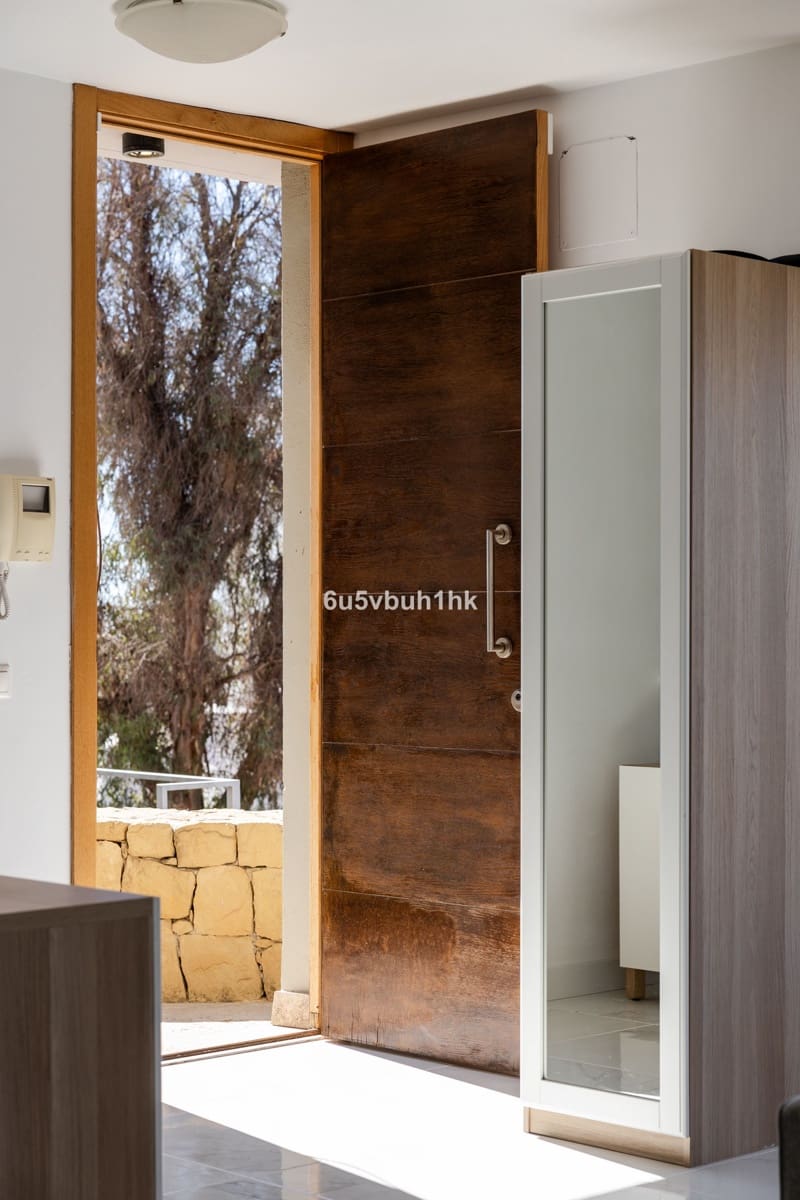 Finca/Casa Rural de 4 habitaciones en Fuengirola en venta con piscina - 595.000 € (Ref: 9518200)